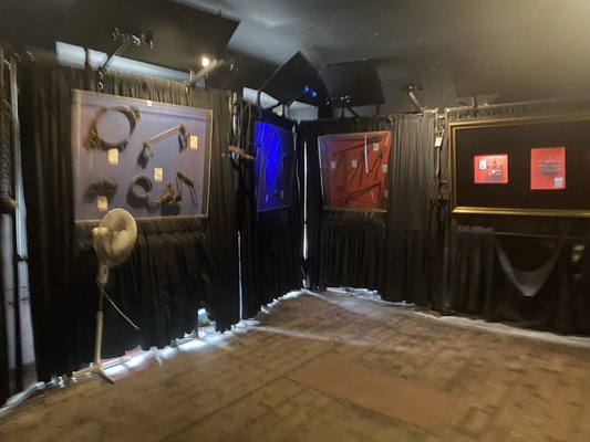 Auld Reekie Tours by null