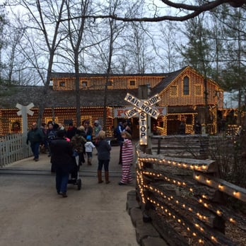 Silver Dollar City - Amusement Parks Near Me - Branson, Missouri