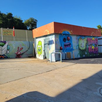 Twice As Nice Water Ice - graffiti on the side of a building - Shaved Snow Near Me - Birmingham, Alabama Twice As Nice Water Ice - graffiti on the side of a building - Shaved Snow Near Me - Birmingham, Alabama