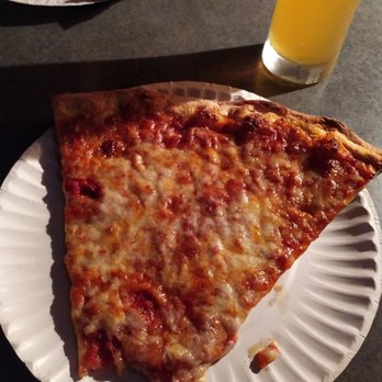 Old Northeast Pizza - Cheese slice..3 bucks - Pizza Near Me - St. Petersburg, Florida Old Northeast Pizza - Cheese slice..3 bucks - Pizza Near Me - St. Petersburg, Florida