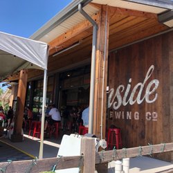 Barnside Brewing - Indoor and outdoor seating, on a nice quiet road; really nice and casual experience.