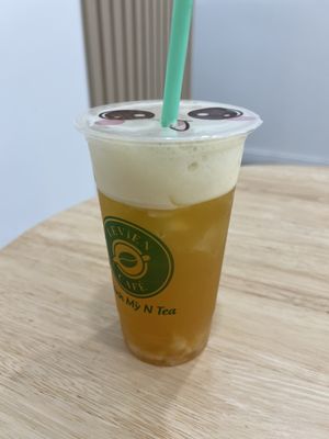 LEViEN Café by null