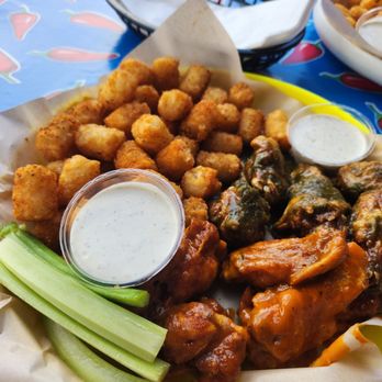 Fire on the Mountain - 9 PC chicken wings lunch special. - Barbeque Near Me - Portland, Oregon Fire on the Mountain - 9 PC chicken wings lunch special. - Barbeque Near Me - Portland, Oregon