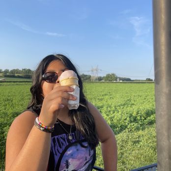 Fox Meadows Creamery - Ice Cream & Frozen Yogurt Near Me - Ephrata, Pennsylvania Fox Meadows Creamery - Ice Cream & Frozen Yogurt Near Me - Ephrata, Pennsylvania
