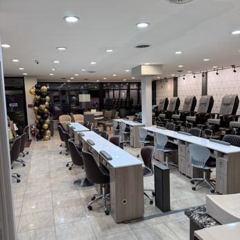 Viva Nails & Spa - Nail Salons Near Me - Elmwood Park, Illinois Viva Nails & Spa - Nail Salons Near Me - Elmwood Park, Illinois