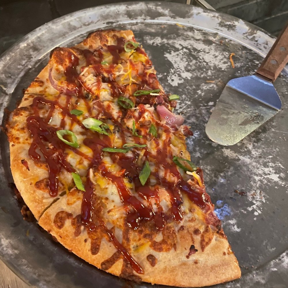 Two Cities Pizza - Ew York style Barbecue chicken Pizza. - Pizza Near Me - Suwanee, Georgia Two Cities Pizza - Ew York style Barbecue chicken Pizza. - Pizza Near Me - Suwanee, Georgia