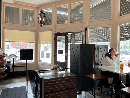 Oliver's Corner Bistro by null