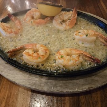 Labriola Ristorante - Oak Brook - Shrimp - Pizza Near Me - Oak Brook, Illinois