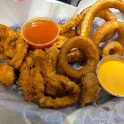 Prime Time Sports Grill - Zappers with onion rings