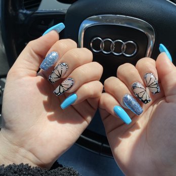 A1 Nails - Gel Manicure with Nail Art Design by Nicole - Nail Salons Near Me - Germantown, Maryland