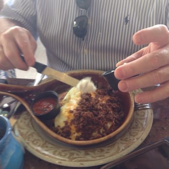 Another Broken Egg Cafe - Hey Lucy! - Breakfast & Brunch Near Me - Winter Park, Florida