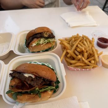 Shubiez - Burgers Near Me