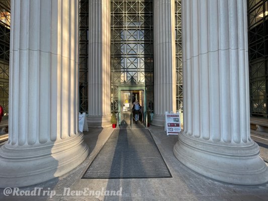 Massachusetts Institute of Technology by null