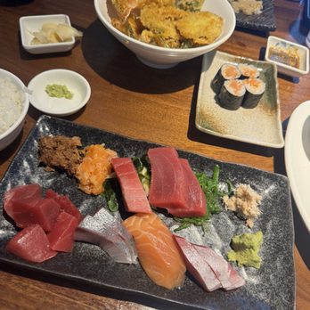 Ootoro Sushi - Sashimi lunch - Sushi Bars Near Me - Irvine, California Ootoro Sushi - Sashimi lunch - Sushi Bars Near Me - Irvine, California