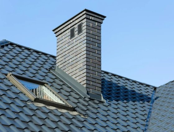 Slide of Silvestre Roofing