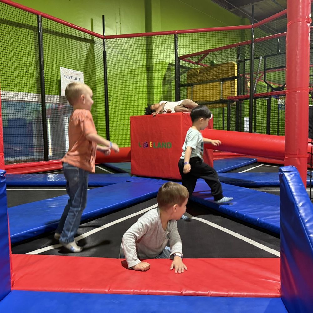 Liggle Land - Virtual Reality Centers Near Me - Tigard, Oregon Liggle Land - Virtual Reality Centers Near Me - Tigard, Oregon
