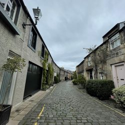 circus lane - Not a lot of room for a vintage car is all I'm sayin