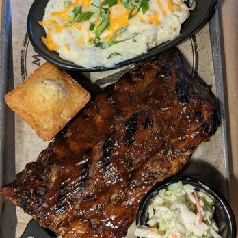 Montana's - Comfort Food Near Me - Gloucester, Ontario Montana's - Comfort Food Near Me - Gloucester, Ontario