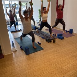 Pier Yoga and Fitness - Yoga Sculpt