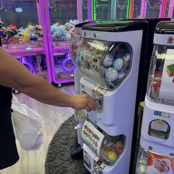 Gacha Claw - Arcades Near Me - Las Vegas, Nevada