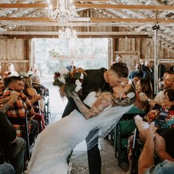 JCR Creations - Taking your wedding dreams and brining them to life!