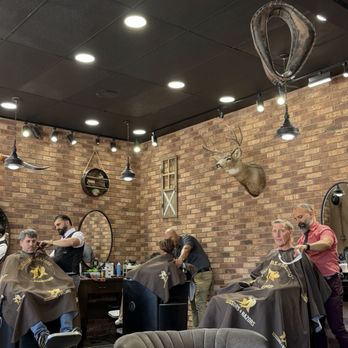 Scissors & Razors - Barbers Near Me - San Diego, California Scissors & Razors - Barbers Near Me - San Diego, California