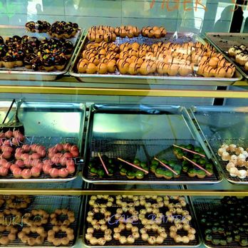 BOBER Tea & Coffee - Mochi premium Japanese donuts - Bubble Tea Near Me - San Diego, California