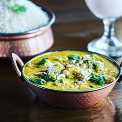 Sherpa Grill Indian Nepali Restaurant - Mix Veggies Korma