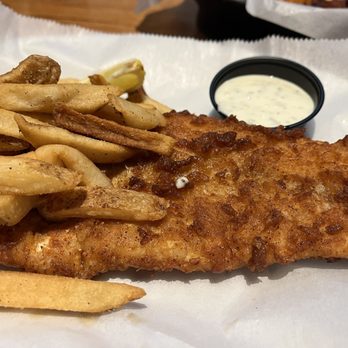 Glory Days Grill - GDG's Fabulous Fish Fry so very good! - Sports Bars Near Me - Fort Myers, Florida Glory Days Grill - GDG's Fabulous Fish Fry so very good! - Sports Bars Near Me - Fort Myers, Florida