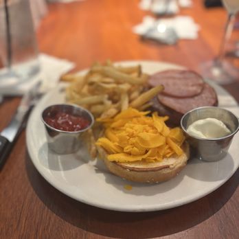 Charleston's - Hickory Burger - Comfort Food Near Me - Oklahoma City, Oklahoma