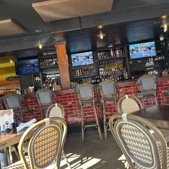 Le Papagayo - The bar - Breakfast & Brunch Near Me - Encinitas, California