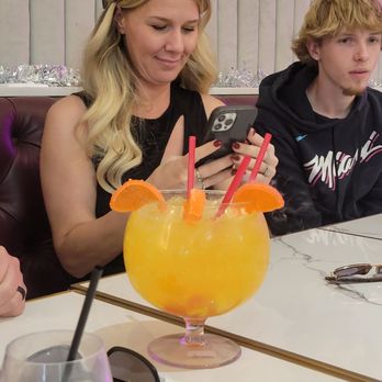 Sugar Factory - Family enjoying the factory - Desserts Near Me - Glendale, Arizona