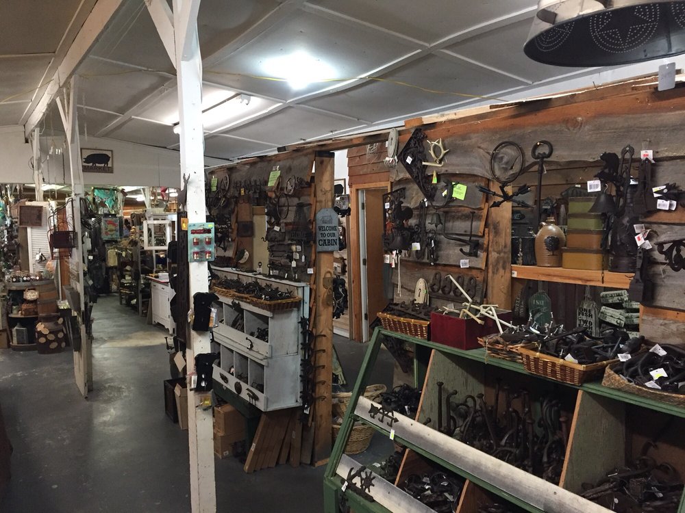 FANCY GAP POTTERY & FABRIC OUTLET Updated September 2024 350 Pottery Dr, Fancy Gap, Virginia