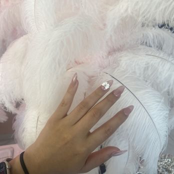 Me Time Beauty Lounge - Bow - Eyelash Service Near Me - Brea, California Me Time Beauty Lounge - Bow - Eyelash Service Near Me - Brea, California