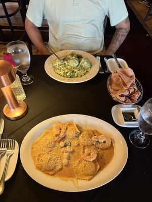 Vino E Pasta by null