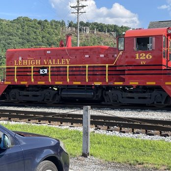 Everett Railroad - Train Station - Trains Near Me - Hollidaysburg, Pennsylvania