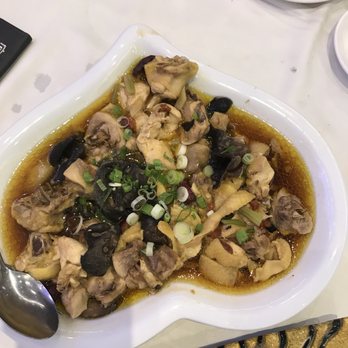 Sea Fortune Restaurant - Steamed chicken with wolf berry and red dates - Dim Sum Near Me - Richmond, British Columbia Sea Fortune Restaurant - Steamed chicken with wolf berry and red dates - Dim Sum Near Me - Richmond, British Columbia