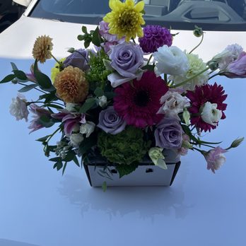 Bloomies Studio - Florists Near Me - Pleasanton, California Bloomies Studio - Florists Near Me - Pleasanton, California