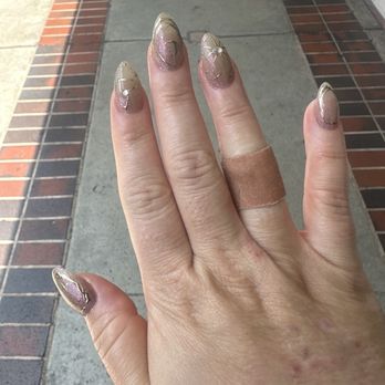 Làmay Nail Spa - My hands have eczema on them, and they were super kind and it did not bother them. Thank you so much Sarah for doing my mani! - Nail Salons Near Me - Burbank, California Làmay Nail Spa - My hands have eczema on them, and they were super kind and it did not bother them. Thank you so much Sarah for doing my mani! - Nail Salons Near Me - Burbank, California