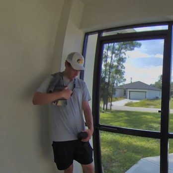 Soligo - Pointing at company logo - Solar Installation Near Me - Azalea Park, Florida Soligo - Pointing at company logo - Solar Installation Near Me - Azalea Park, Florida