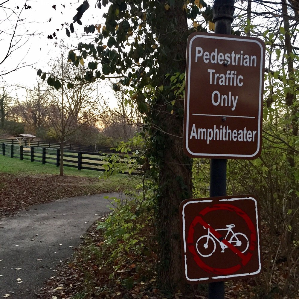 Anchorage Trail - There are lots of paths on the Anchorage Trail. Some are paved, some are ok for horses and bikes; Some are not. - Hiking Near Me - Anchorage, Kentucky
