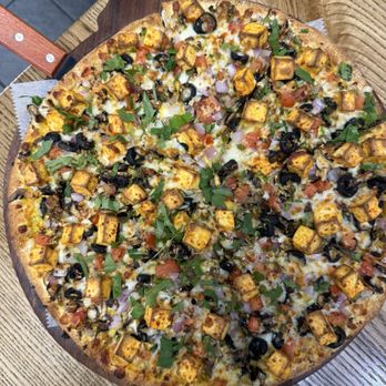 Apna Desi Pizza - Vegetable masala paneer pizza - Pizza Near Me - Greenwood, Indiana