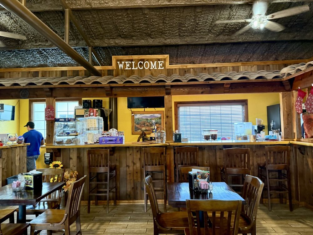 La Carreta De Jalisco Mexican Restaurant