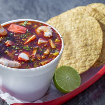Mariscos Alex - Consome de Camaron y Jaiva - Food Trucks Near Me - Compton, California