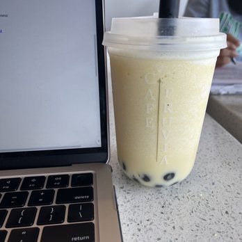 Cafe Pruvia - Regular mango crema with boba - Bubble Tea Near Me - Gardena, California