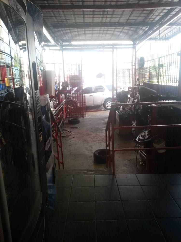 SABANA TIRE Updated October 2024 82 Avenue Ponce de Leon, Guaynabo