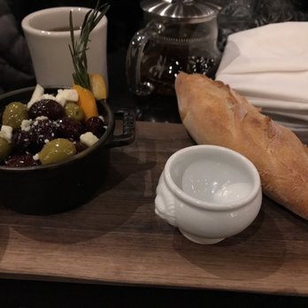 Drawing Room - Olive plate - Lounges Near Me - Chicago, Illinois