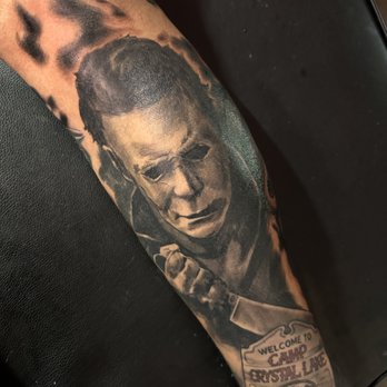 Solid Ink Tattoos - Michael Myers from Halloween.
Artist: Crysta - Tattoo Near Me - Tallahassee, Florida Solid Ink Tattoos - Michael Myers from Halloween.
Artist: Crysta - Tattoo Near Me - Tallahassee, Florida