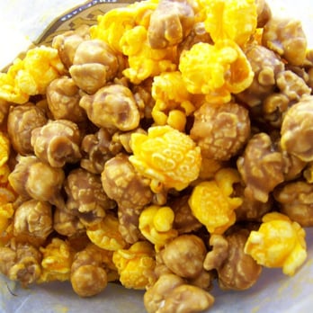 Garrett Popcorn Shops - The Chicago Mix. Caramel and cheese popcorn - Popcorn Shops Near Me - Chicago, Illinois