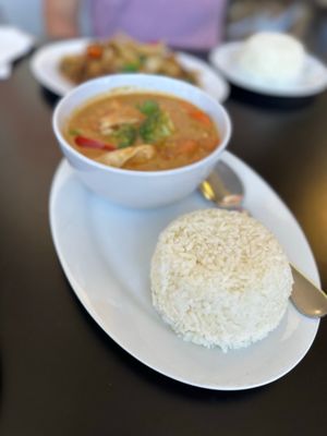 Beyond Thai Cafe by null